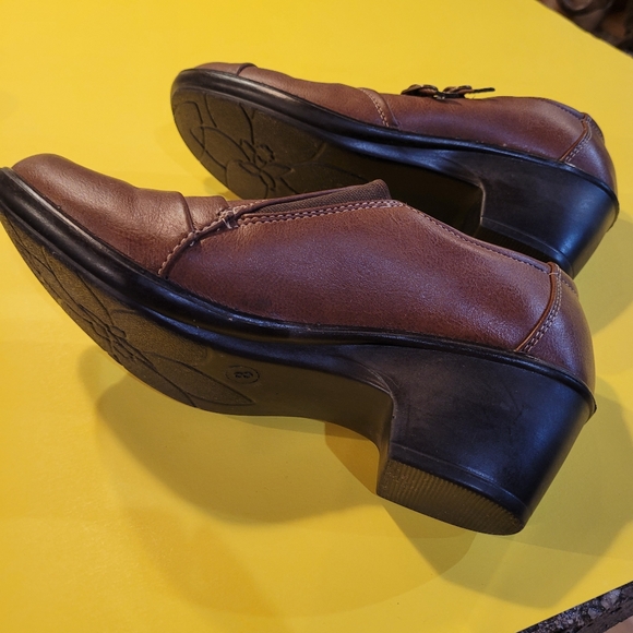 Air Flex women's size 8W brown ankle boots. - Picture 7 of 12